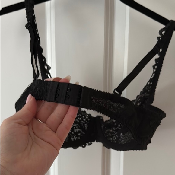 VS Bra Bundle - Picture 6 of 12